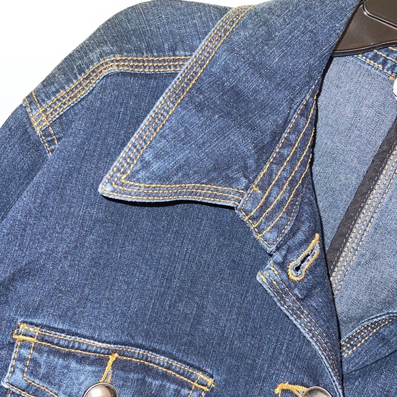 Chicos Platinum Women’s Dark Denim 4-Pocket Stretch Jacket Size 3 - Picture 3 of 11